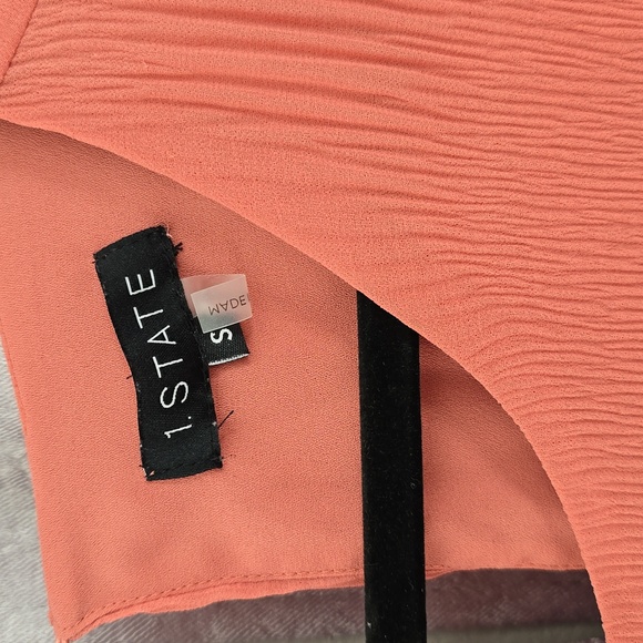 1. State Textured Ruffle Sleeve Coral Blouse, Size Small - Picture 6 of 7